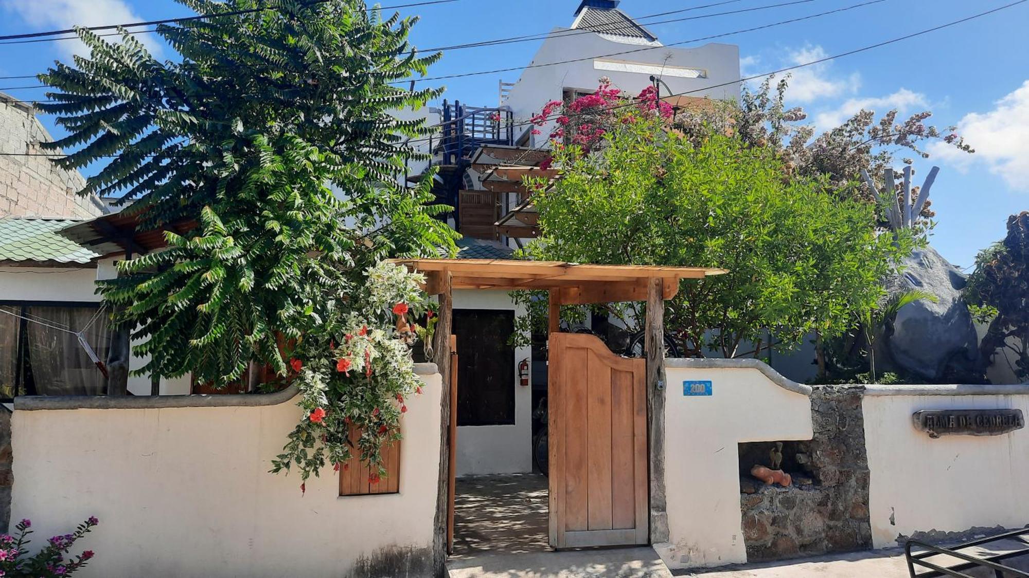 Appartement Alma De Cedrela à Puerto Ayora  Extérieur photo